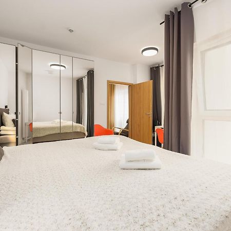 Aquamarina Prima Seaside Apartments By The Beach By Noclegi Renters เมียนซิดดรอแย ภายนอก รูปภาพ