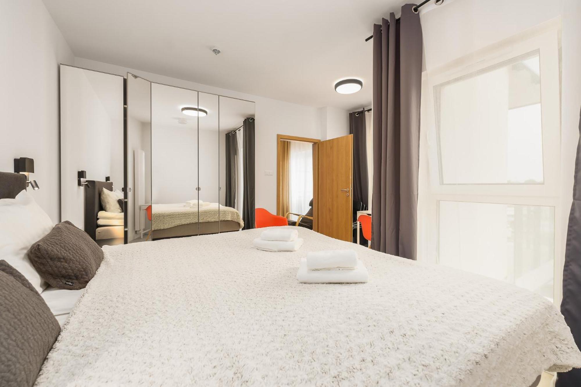 Aquamarina Prima Seaside Apartments By The Beach By Noclegi Renters เมียนซิดดรอแย ภายนอก รูปภาพ